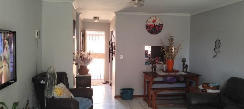 2 Bedroom Property for Sale in Soneike Western Cape